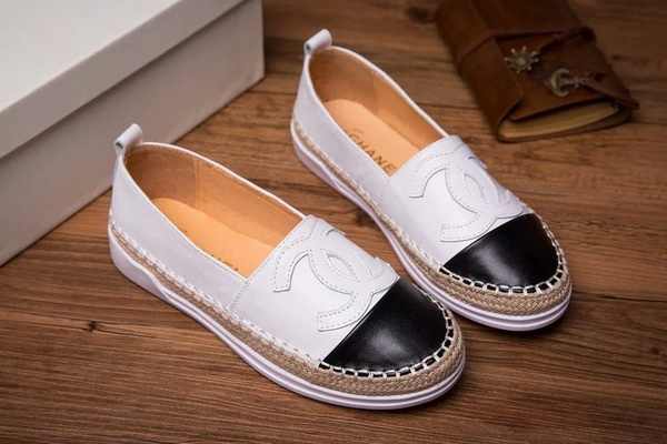 CHANEL Loafers Women--098